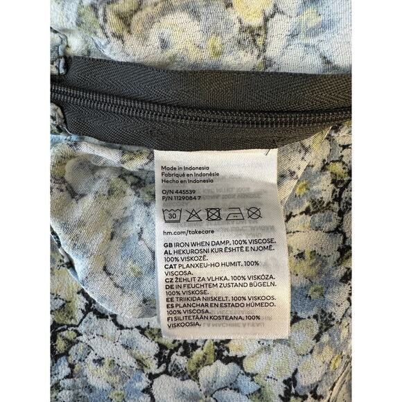 H&M 101255 Women Skirt Fairy Blue and White Side Zip Long Slit Coquette Size 10 - Picture 9 of 9